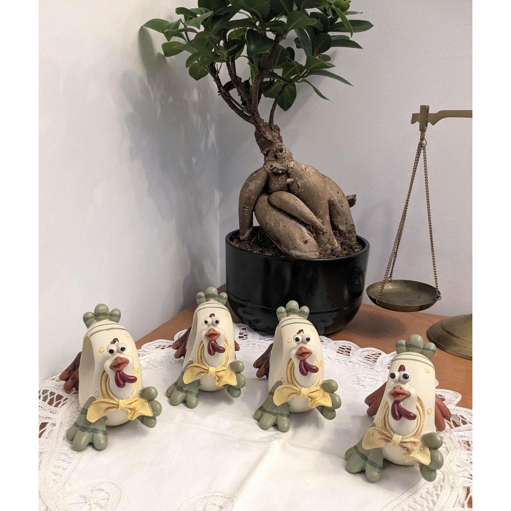 Vintage Chicken Napkin Rings Set of 4, Farmhouse Rooster Napkin Holders